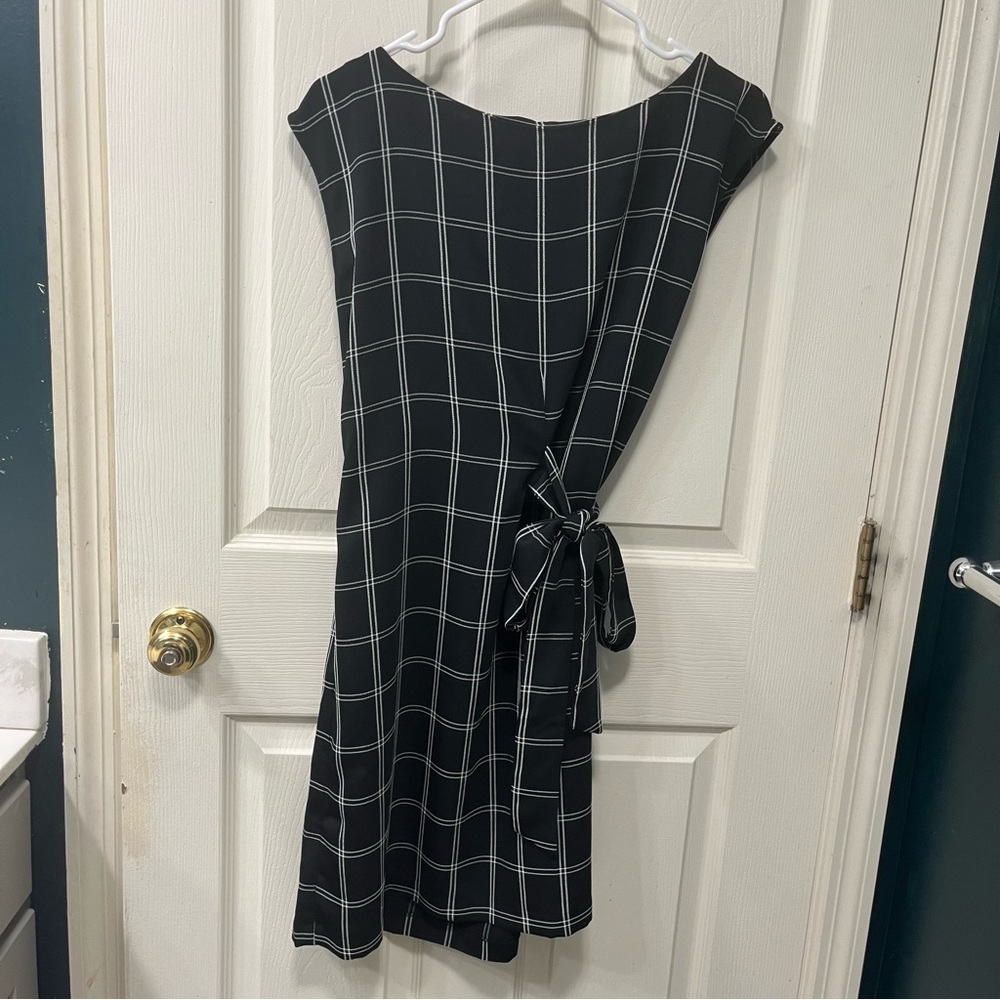 Loft black checkered mini wrap dress, size 0
